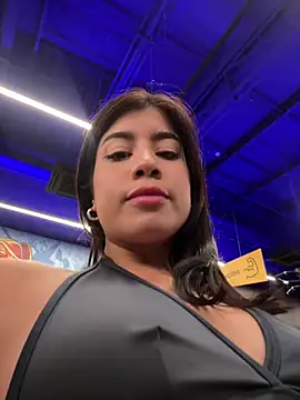 LisaMartinez34 online show from April 17, 10:13 pm