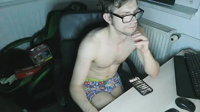 StephPra94 online show from May 23, 12:27 am