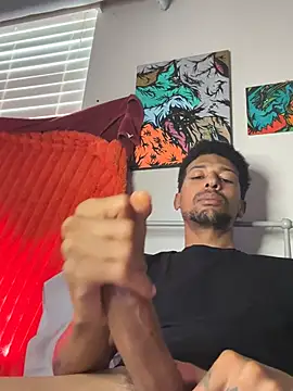 Snapshot of BigPrettyDick777 chatting on April 27, 1:42 pm BigPrettyDick777 online show from April 27, 1:42 pm