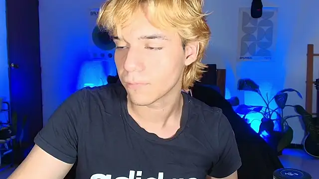 Snapshot of Habel__moretti chatting on February 27, 7:58 pm Habel moretti online show from February 27, 7:58 pm