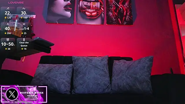 Snapshot of Misterss-Nyxxx chatting on April 1, 11:57 pm Misterss-Nyxxx online show from April 1, 11:57 pm
