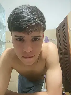 lucaaa 01 online show from October 22, 10:53 pm