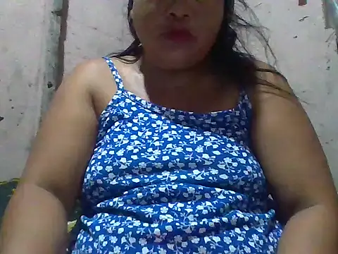 Snapshot of xxmysweetpinayy69 chatting on January 12, 11:54 pm xxmysweetpinayy69 online show from January 12, 11:54 pm