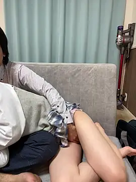 school ch online show from February 25, 8:51 pm