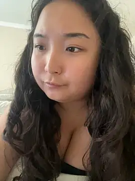 Snapshot of miomyao chatting on July 3, 10:54 am miomyao online show from July 3, 10:54 am