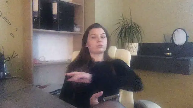 Snapshot of DollyRoma chatting on November 7, 8:36 am DollyRoma online show from November 7, 8:36 am