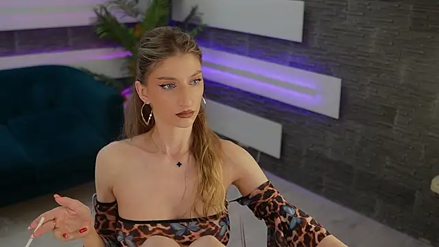SexyCelline online show from June 13, 4:32 am
