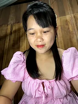 Snapshot of love_pusy09 chatting on November 16, 2:06 am love pusy09 online show from November 16, 2:06 am