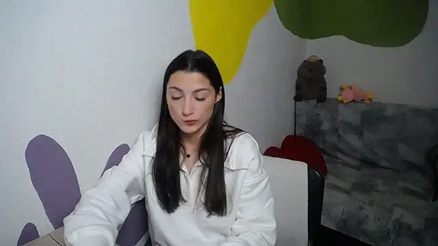 a alessia online show from October 29, 2:30 pm