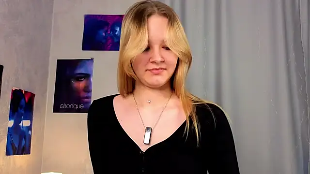 ElissaGlod online show from March 2, 11:06 am