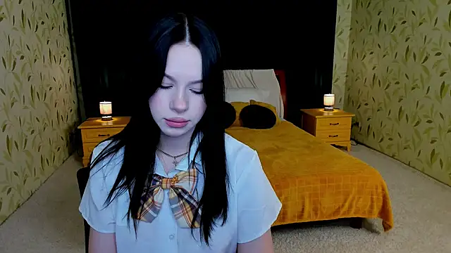 Snapshot of FloraCherry chatting on November 16, 7:30 pm FloraCherry online show from November 16, 7:30 pm