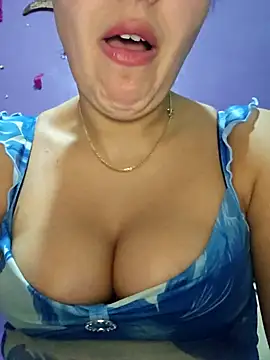 Snapshot of Sexy-girl chatting on February 1, 9:02 pm Sexy-girl online show from February 1, 9:02 pm