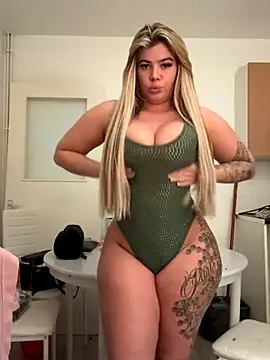 Ellemonroe online show from October 28, 2:26 am