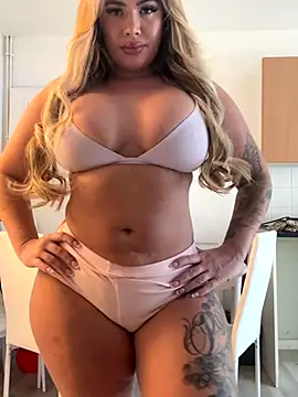 Ellemonroe online show from October 28, 2:31 pm