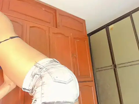 shopy horny online show from December 1, 8:41 am