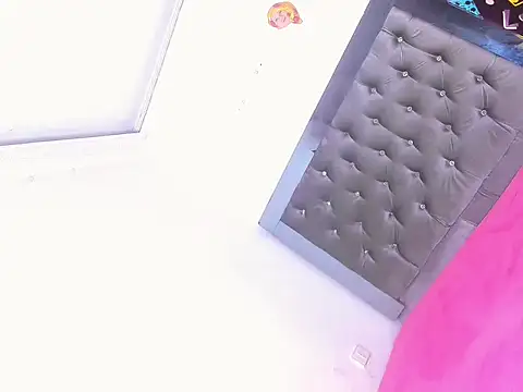 shopy horny online show from December 14, 8:41 am