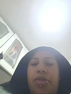 Snapshot of marimar_24 chatting on November 18, 10:14 pm marimar 24 online show from November 18, 10:14 pm