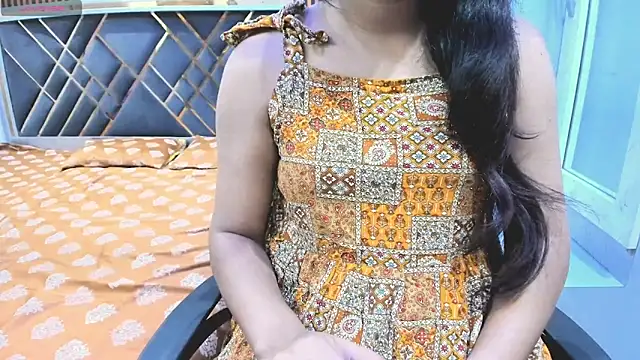 IndianKittey online show from October 29, 1:30 am