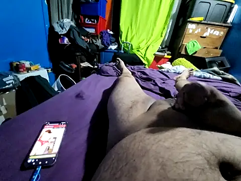 Snapshot of mbrc35 chatting on December 19, 3:57 am mbrc35 online show from December 19, 3:57 am