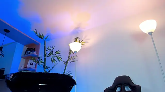 JessicaPratt online show from March 17, 9:45 pm