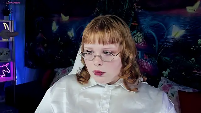 LottieReed online show from December 3, 3:54 pm