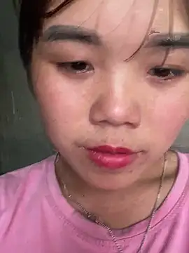 Snapshot of nachi-baby chatting on October 29, 10:17 am nachi-baby online show from October 29, 10:17 am