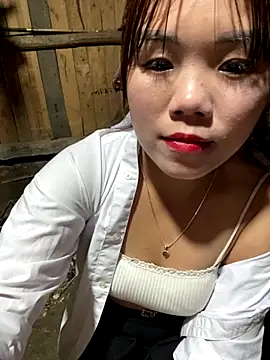 Snapshot of nachi-baby chatting on November 16, 1:28 pm nachi-baby online show from November 16, 1:28 pm