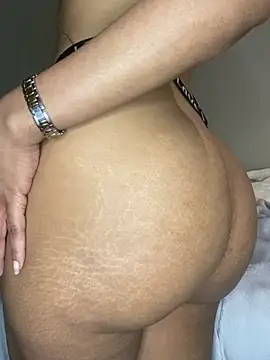 CandySlender18 online show from July 16, 8:59 pm