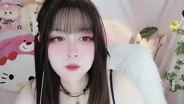 -zhuzhu-999- online show from April 7, 9:15 pm