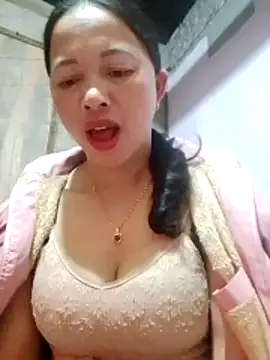 TRIEUTRIEU20 online show from March 16, 10:03 pm