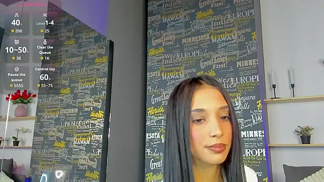 Snapshot of DemmiLove chatting on November 17, 8:25 pm DemmiLove online show from November 17, 8:25 pm