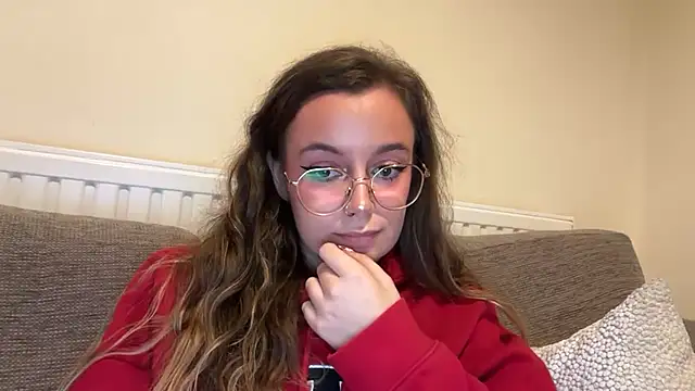 lolatheangel online show from December 21, 8:05 pm