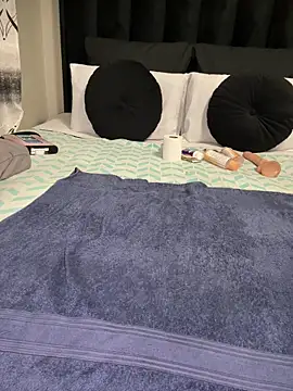 Nicole bash online show from April 1, 7:31 am