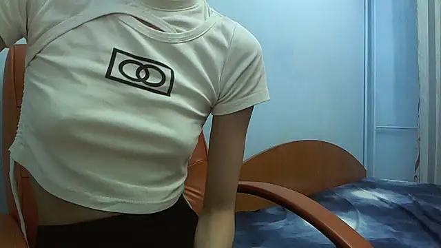 andreea713 online show from November 14, 5:33 pm