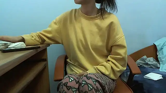 andreea713 online show from March 21, 7:06 pm