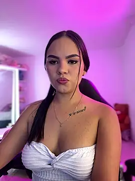 amber white15 online show from January 17, 5:34 am