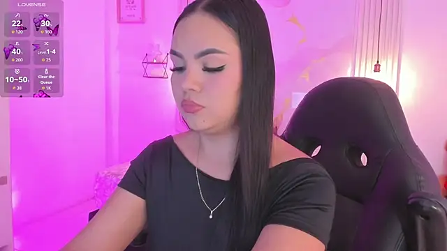 amber white15 online show from March 26, 3:23 am