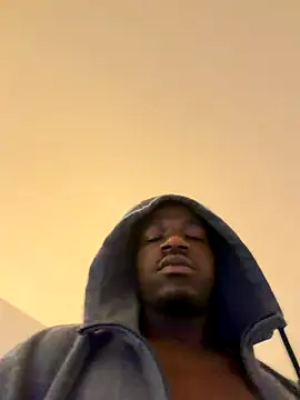 Snapshot of cjbuckkz11 chatting on October 24, 3:30 pm cjbuckkz11 online show from October 24, 3:30 pm