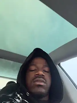 Snapshot of cjbuckkz11 chatting on December 4, 1:53 pm cjbuckkz11 online show from December 4, 1:53 pm