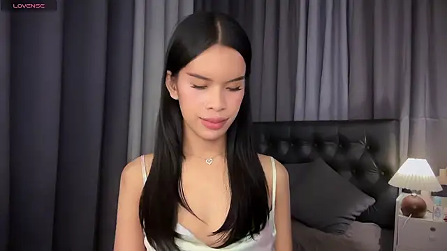 Snapshot of Candicemeow chatting on June 9, 5:24 pm Candicemeow online show from June 9, 5:24 pm