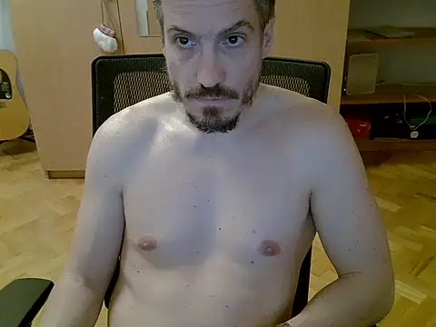 delayclose   online show from March 17, 4:54 pm