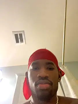 Snapshot of BigDawgStatusBalHarbour chatting on October 27, 12:47 am BigDawgStatusBalHarbour online show from October 27, 12:47 am