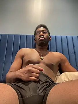 Snapshot of BigDawgStatusBalHarbour chatting on June 7, 3:27 pm BigDawgStatusBalHarbour online show from June 7, 3:27 pm
