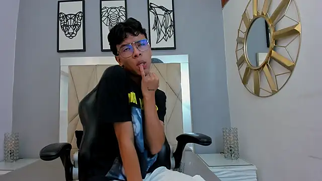 adams bobby online show from March 20, 11:26 am