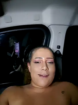 Snapshot of BubblesLovexox chatting on November 21, 9:24 pm BubblesLovexox online show from November 21, 9:24 pm