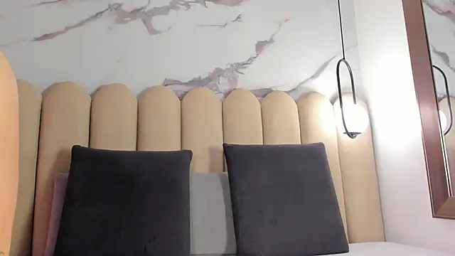 Snapshot of Vittoria__rossi chatting on December 5, 1:09 pm Vittoria rossi online show from December 5, 1:09 pm