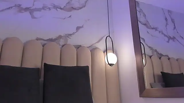 Snapshot of Vittoria__rossi chatting on December 22, 2:03 pm Vittoria rossi online show from December 22, 2:03 pm