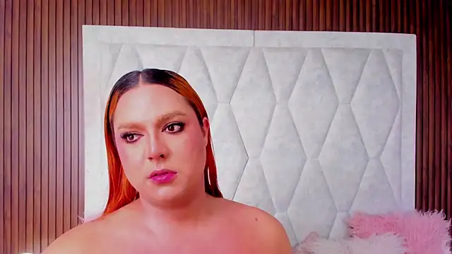 Snapshot of IrinaaVega chatting on December 2, 4:35 pm IrinaaVega online show from December 2, 4:35 pm