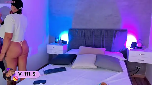 andreanix online show from January 13, 8:25 pm