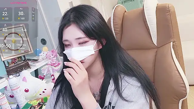 Milk Sola online show from June 2, 9:55 am
